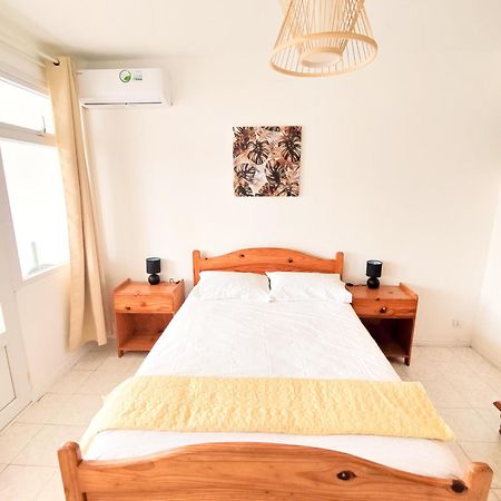 Fibonacci Beachfront Apartment Flic-en-Flacq Esterno foto